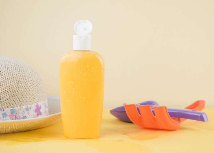 Use Sunscreen to protect skin from UV rays - Remedyspace Health App